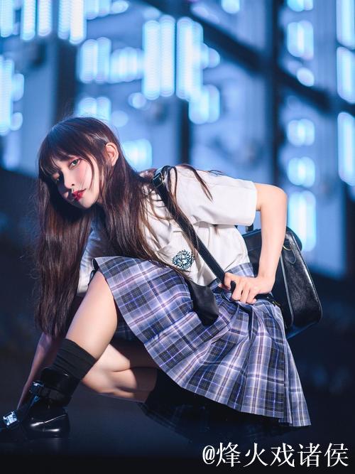 探讨JK制服与娇喘文化的深层魅力分析